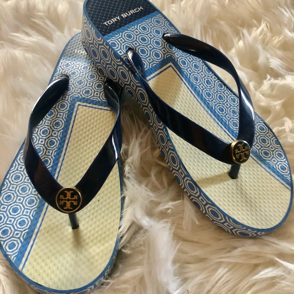 NAVY TORY BURCH FLIP FLOPS SIZE 7